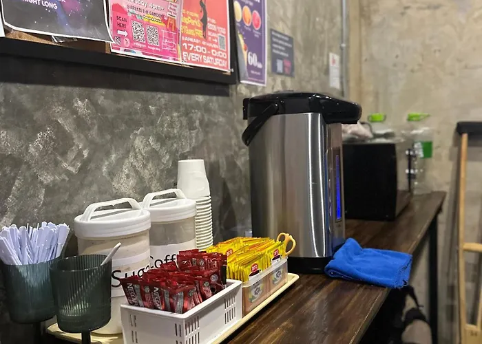Area81 Hideout Khaosan Bangkok