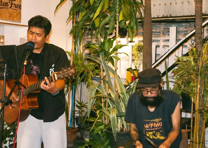 Area81 Hideout Khaosan *